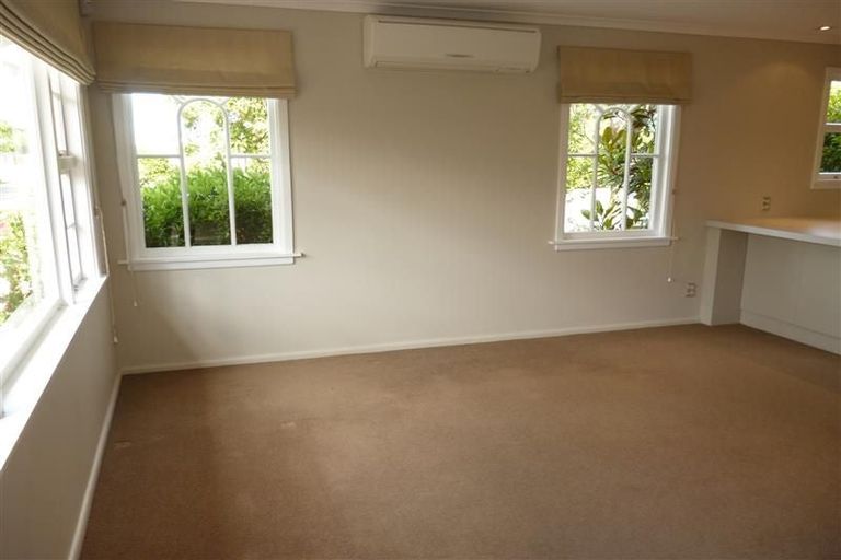 Photo of property in 39 Carruthers Street, Ilam, Christchurch, 8041