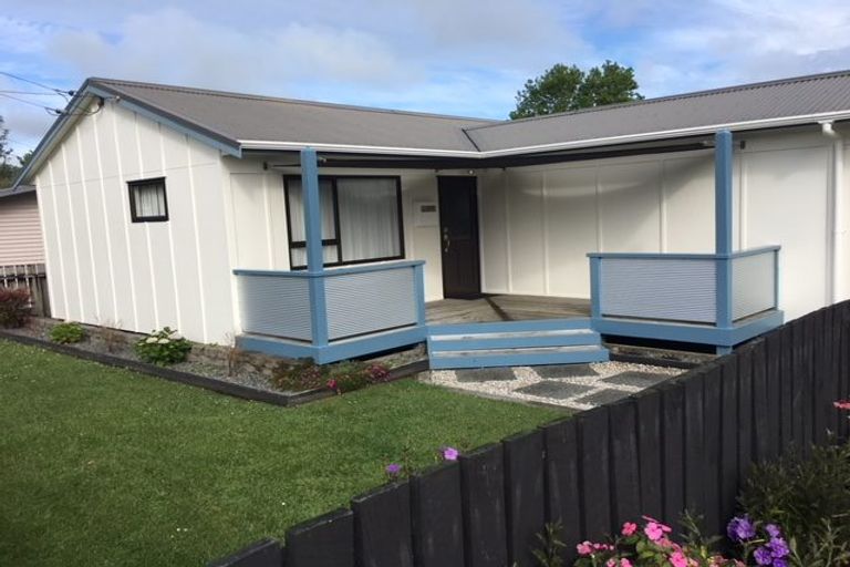 Photo of property in 12 Clyde Street, Dargaville, 0310