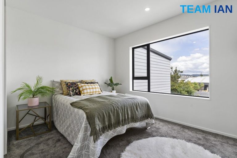 Photo of property in 1/68 Smythe Road, Henderson, Auckland, 0612