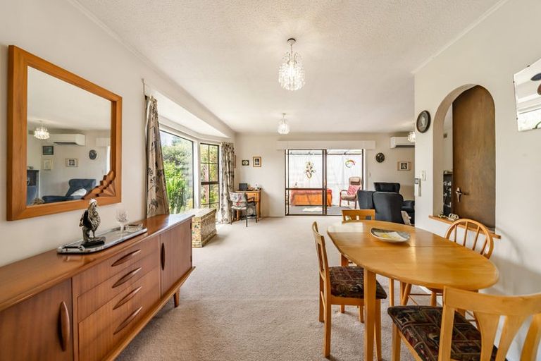 Photo of property in 2/28 Ranfurly Street, Trentham, Upper Hutt, 5018