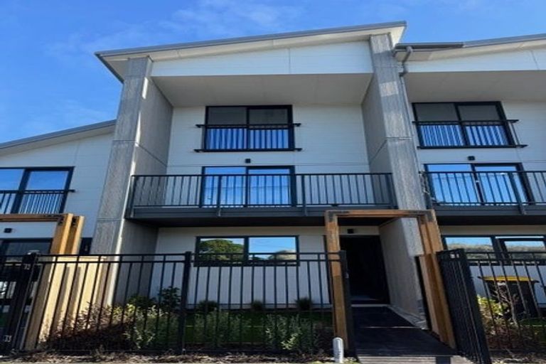 Photo of property in 9/180 Marine Parade, New Brighton, Christchurch, 8083
