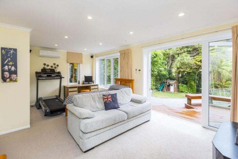 Photo of property in 59 Elmslie Road, Pinehaven, Upper Hutt, 5019