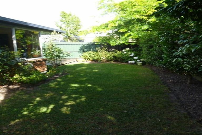 Photo of property in 2/51 Grange Street, Hillsborough, Christchurch, 8022