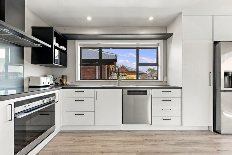 Photo of property in 1/43 Dunbars Road, Halswell, Christchurch, 8025