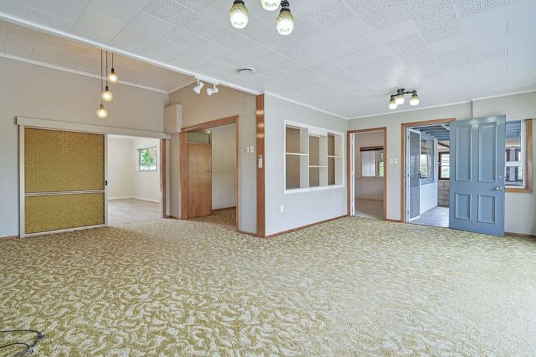 Photo of property in 19 Melville Street, Waipawa, 4210