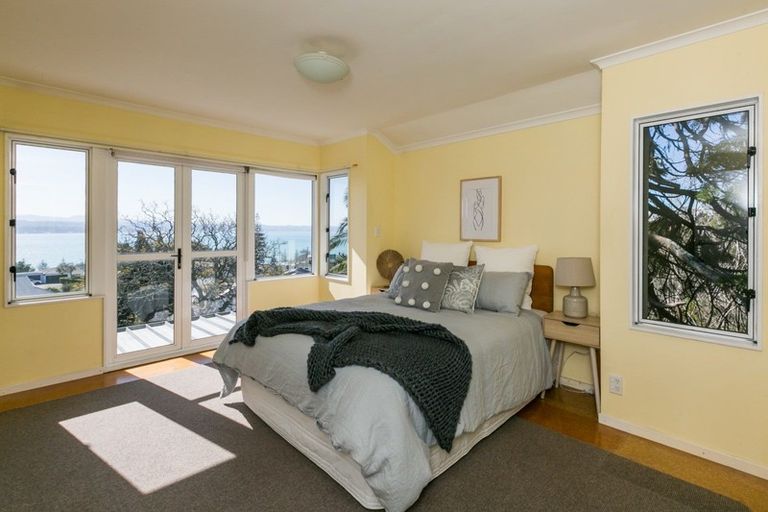 Photo of property in 19 Coleman Terrace, Hospital Hill, Napier, 4110