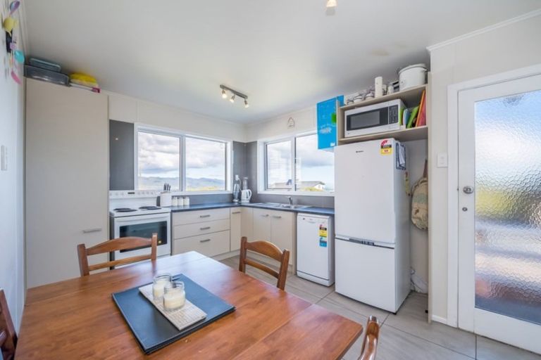 Photo of property in 25 Mulberry Street, Maungaraki, Lower Hutt, 5010