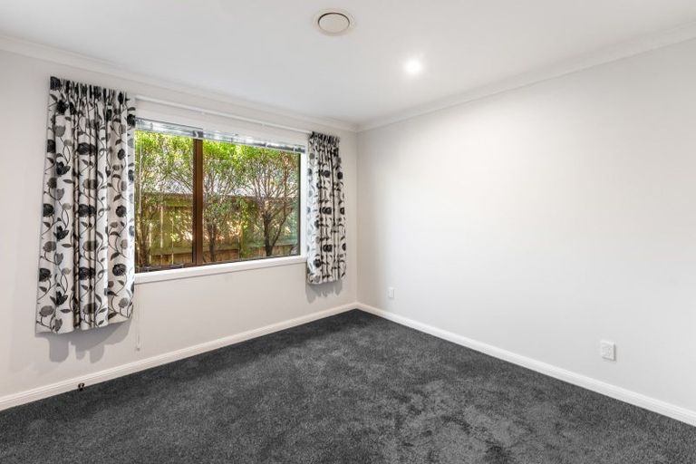 Photo of property in 12 Christow Court, Paraparaumu, 5032