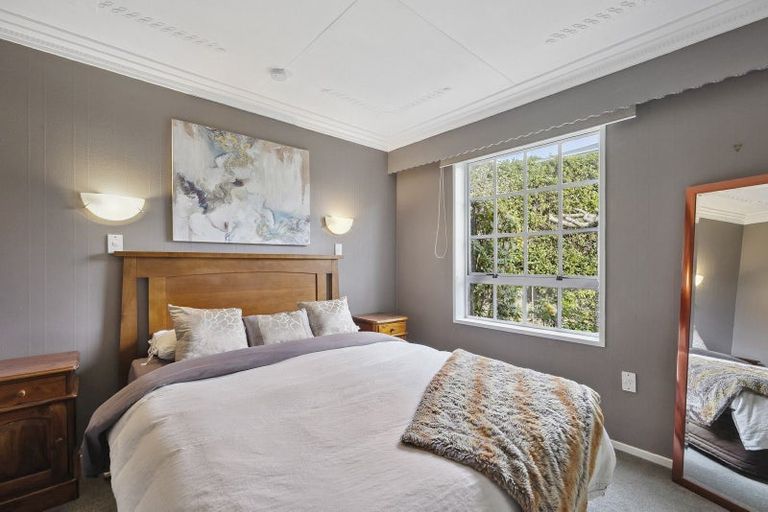 Photo of property in 19 Earls Road, Saint Clair, Dunedin, 9012