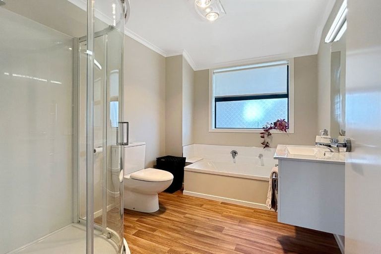 Photo of property in 24 Pitt Street, Pahiatua, 4910