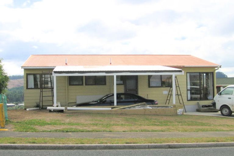 Photo of property in 412 Onemana Drive, Onemana, Whangamata, 3691