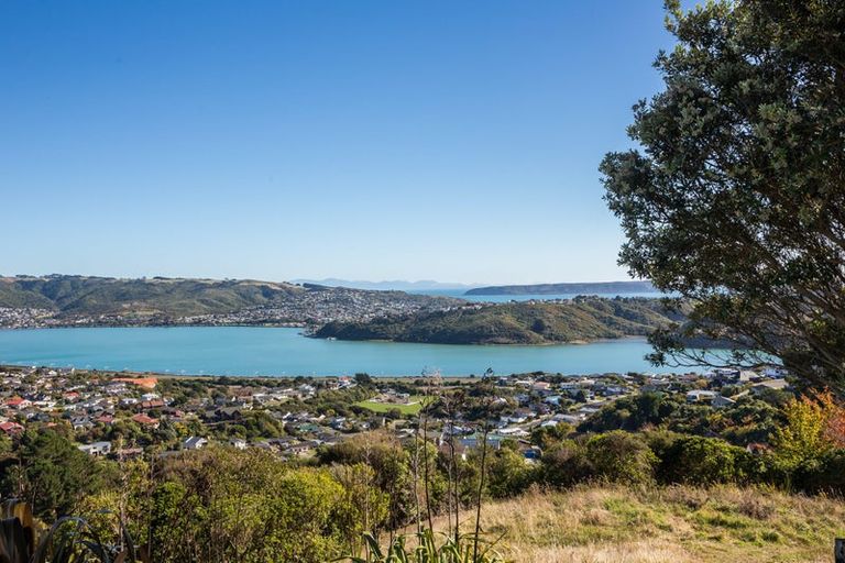 Photo of property in 17 Coventry Close, Ascot Park, Porirua, 5024