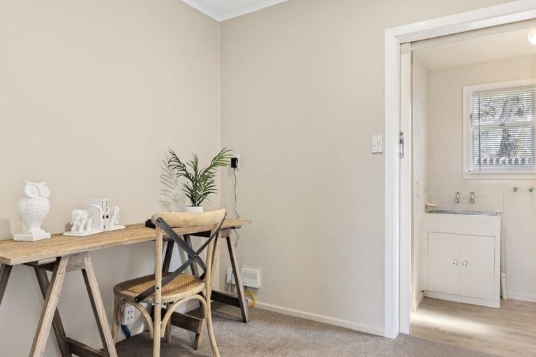 Photo of property in 15 Tralee Place, Bishopdale, Christchurch, 8053