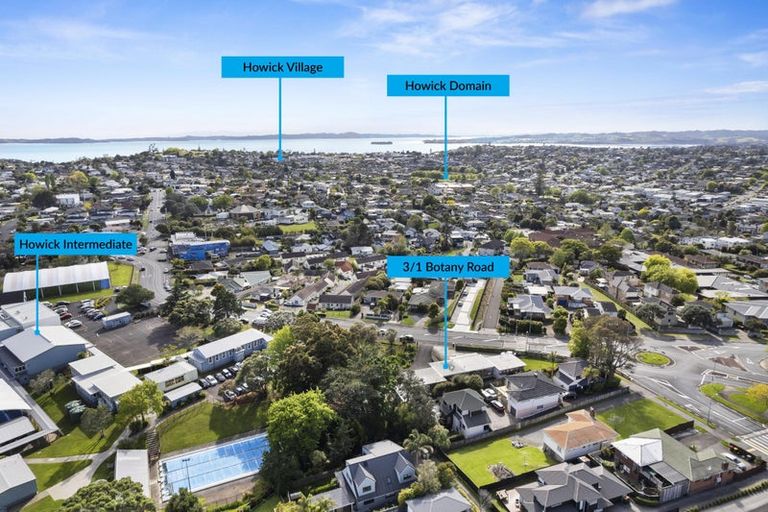 Photo of property in 3/1 Botany Road, Howick, Auckland, 2010