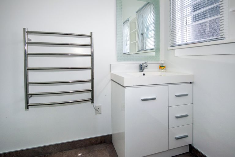 Photo of property in 1 Ashbury Avenue, Waimataitai, Timaru, 7910