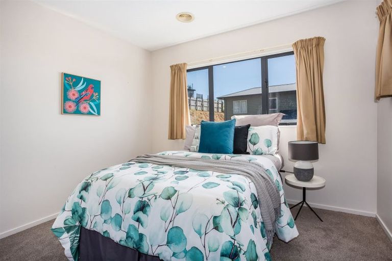 Photo of property in 15 Milford Street, Aotea, Porirua, 5024