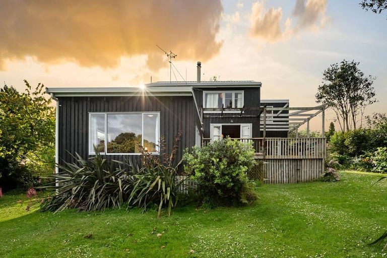 Photo of property in 26 Pohutukawa Drive, Athenree, Waihi Beach, 3177