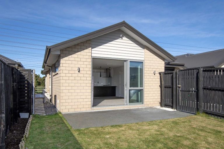 Photo of property in 15 Charente Way, Yaldhurst, Christchurch, 8042