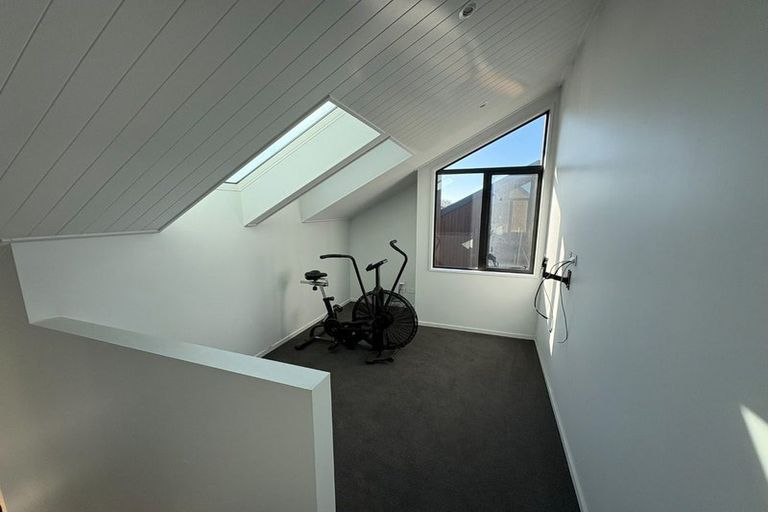 Photo of property in 2/262 Lyttelton Street, Spreydon, Christchurch, 8024