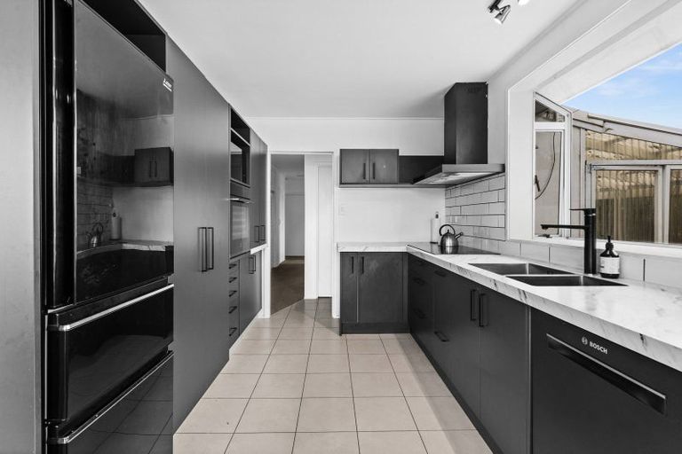 Photo of property in 166 Flaxmere Avenue, Flaxmere, Hastings, 4120