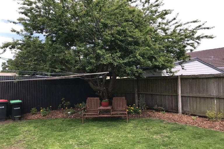 Photo of property in 35 Merrington Crescent, Aranui, Christchurch, 8061