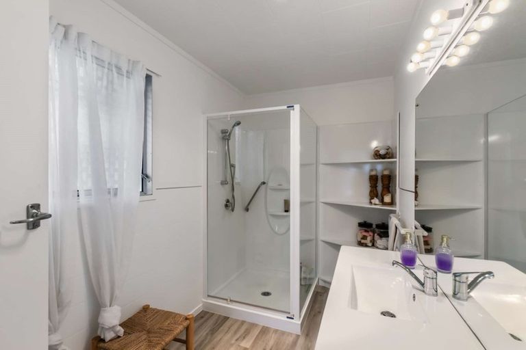 Photo of property in 2 Knox Place, Greerton, Tauranga, 3112