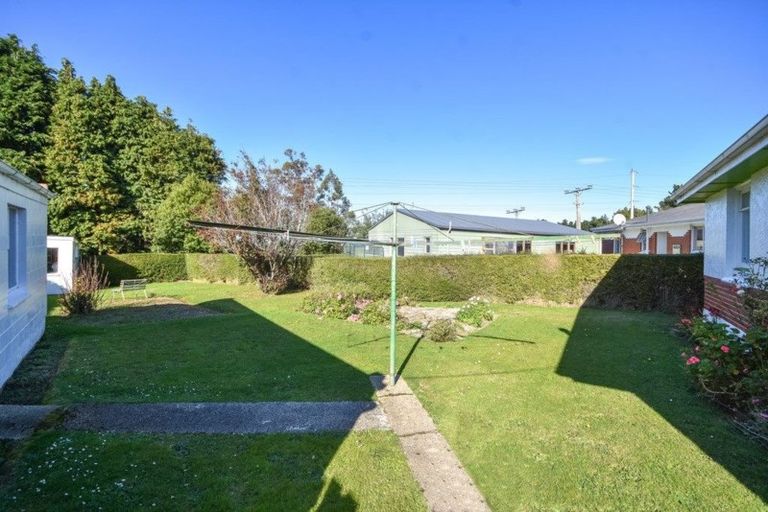 Photo of property in 11 Ashmore Street, Halfway Bush, Dunedin, 9010