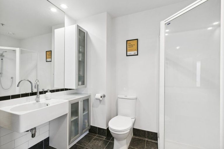 Photo of property in 8c/123 Molesworth Street, Thorndon, Wellington, 6011