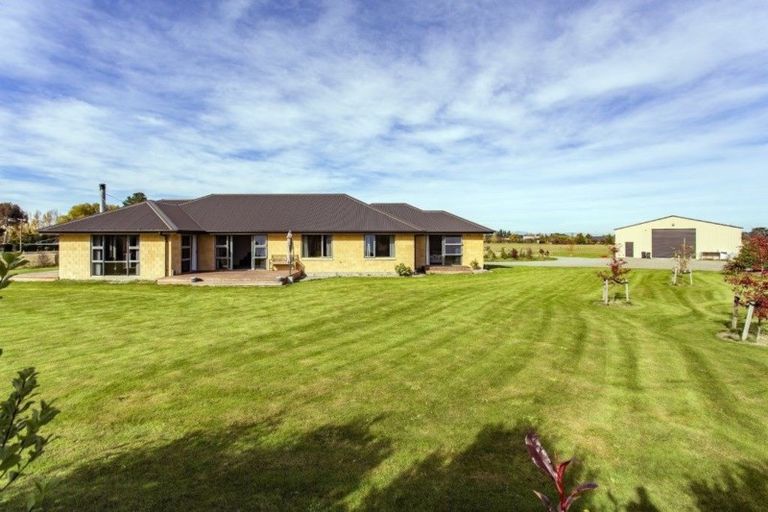 Photo of property in 65 Loburn Whiterock Road, Loburn, Rangiora, 7472