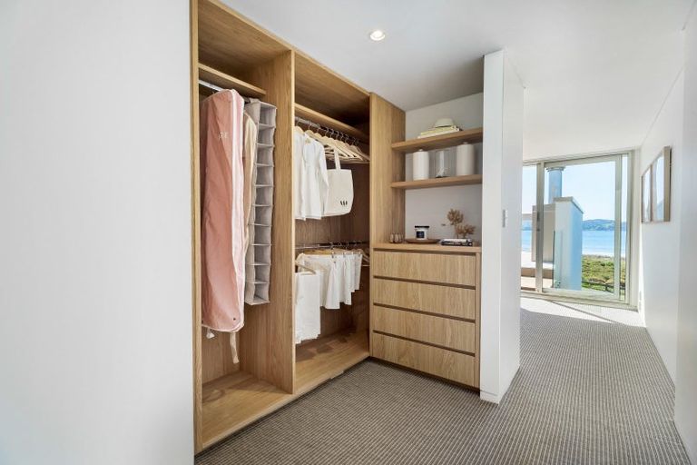 Photo of property in 45 Taumata Road, Omaha, 0986