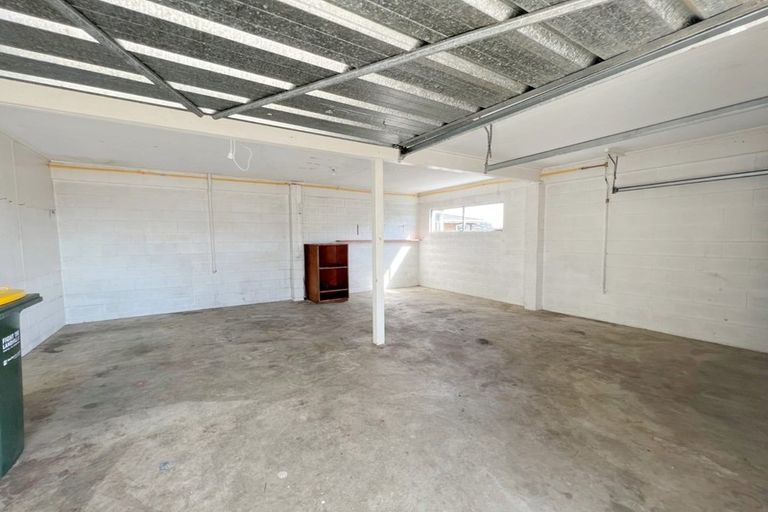 Photo of property in 78 Poaka Avenue, Dinsdale, Hamilton, 3204