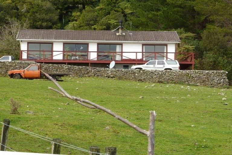Photo of property in 2622 Coast Road, Barrytown, Runanga, 7873