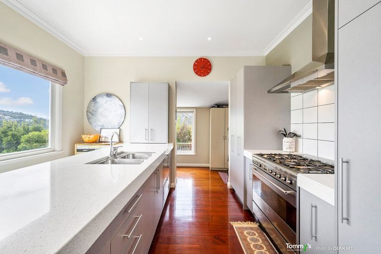 Photo of property in 1 Buchanan Street, Wadestown, Wellington, 6012