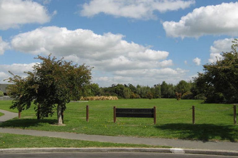 Photo of property in 39 Oakden Drive, Darfield, 7510