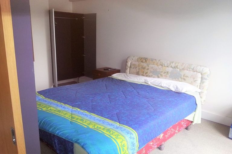 Photo of property in St Pauls Apartments, 42/43 Mulgrave Street, Thorndon, Wellington, 6011