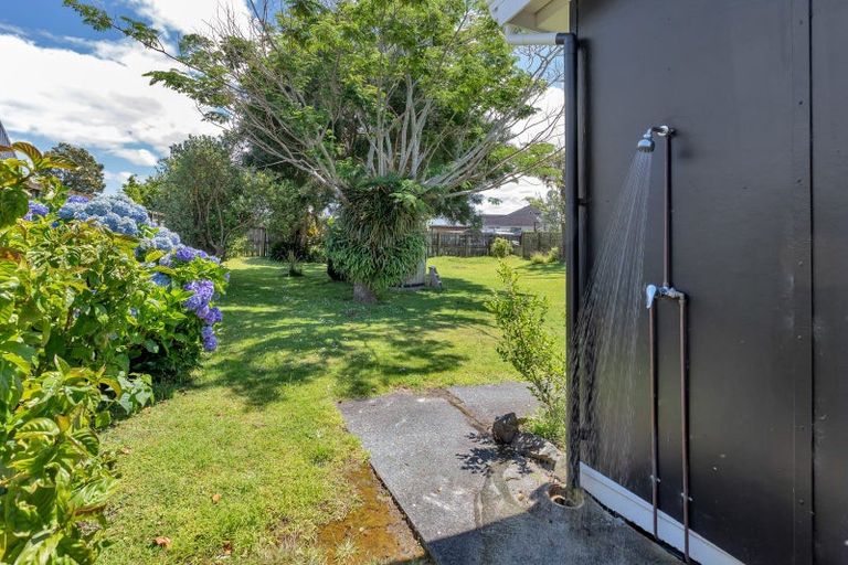 Photo of property in 205 One Tree Point Road, One Tree Point, 0118