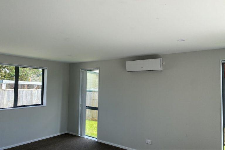 Photo of property in 17d Orchard Street, Avondale, Auckland, 1026
