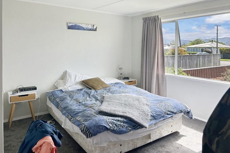 Photo of property in 13 Augustus Street, Carterton, 5713