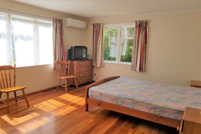 Photo of property in 105 Hampshire Street, Cannons Creek, Porirua, 5024