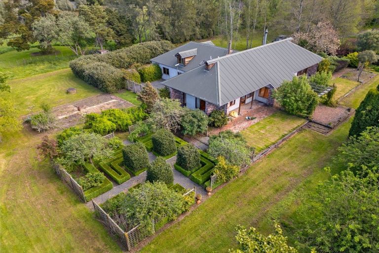 Photo of property in 213 Te Whiti Road, Homebush, Masterton, 5885