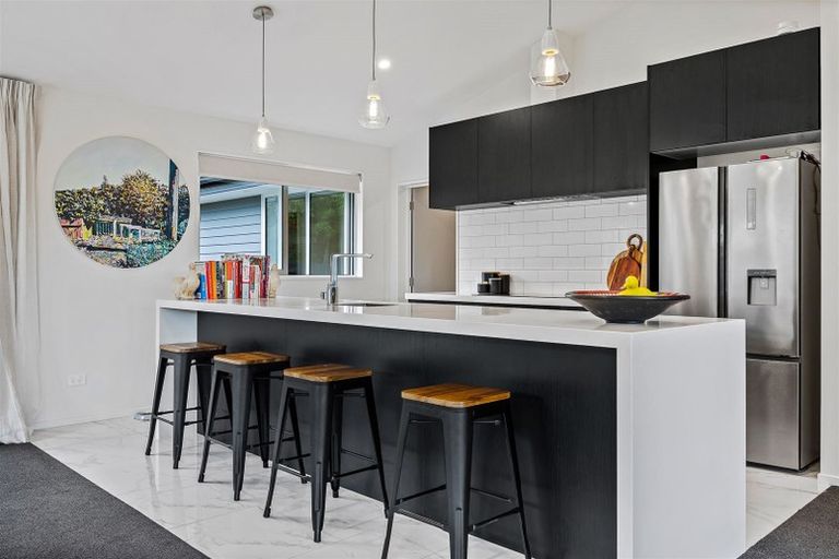 Photo of property in 2 Romanee Lane, Wigram, Christchurch, 8025