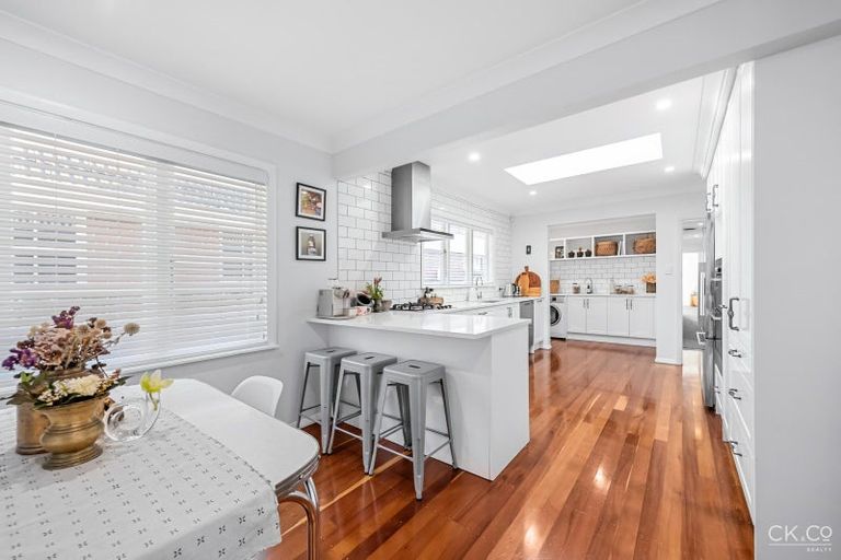 Photo of property in 5 Chilton Grove, Hutt Central, Lower Hutt, 5010