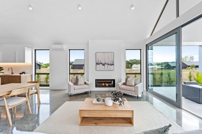 Photo of property in 9 Tiaki Lane, Matakana, 0985