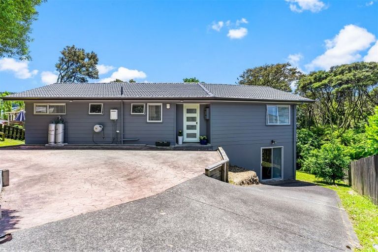 Photo of property in 63 Lynn Road, Bayview, Auckland, 0629