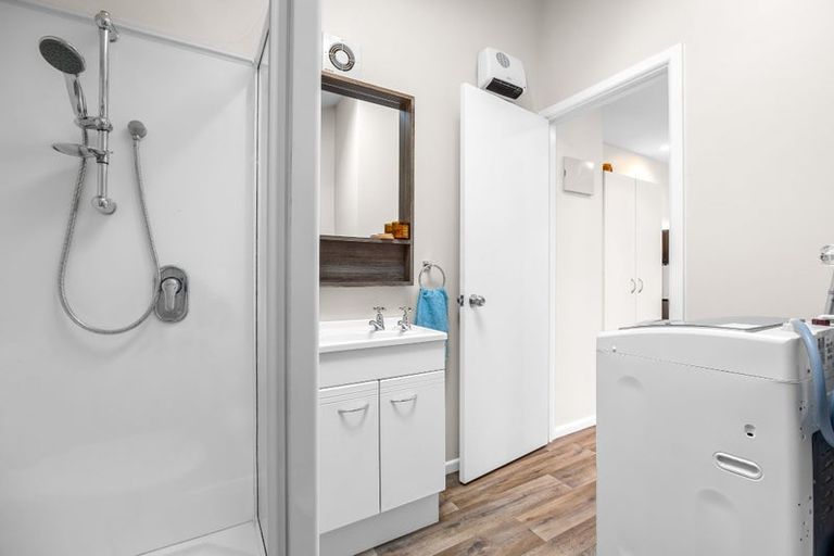 Photo of property in 239a Lake Terrace Road, Shirley, Christchurch, 8061