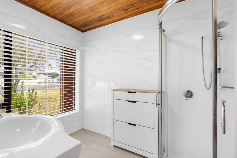 Photo of property in 26 Settlers Grove, Orewa, 0931