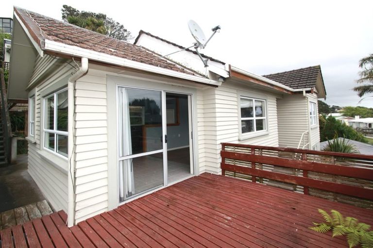 Photo of property in 27 Queens Road, Glen Avon, New Plymouth, 4312