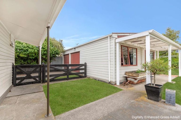 Photo of property in 21 Moore Avenue, Tawhero, Whanganui, 4501