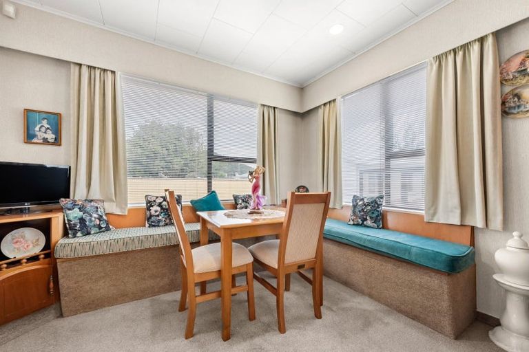 Photo of property in 50 Brentwood Street, Trentham, Upper Hutt, 5018