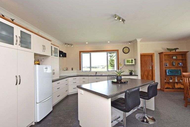 Photo of property in 674 Ryal Bush Wallacetown Road, Wallacetown, Invercargill, 9874